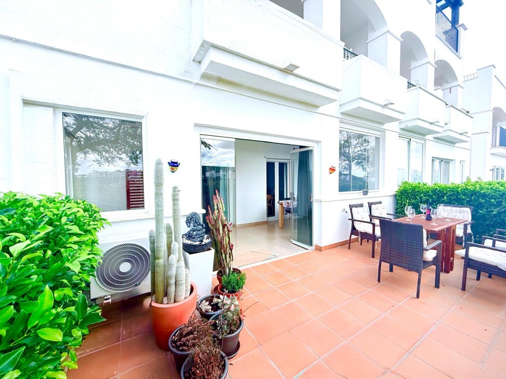 Apartment w Hacienda Riquelme Golf Resort - oferta MLSC3890359