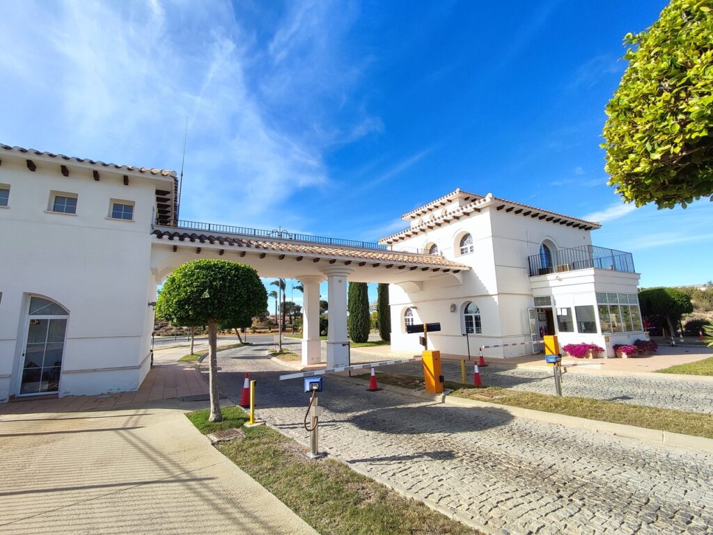 Apartment w Hacienda Riquelme Golf Resort - oferta MLSC9455152