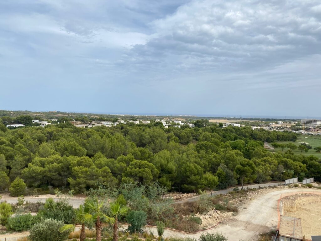 Apartment w Las Colinas Golf - oferta MLSC7312641
