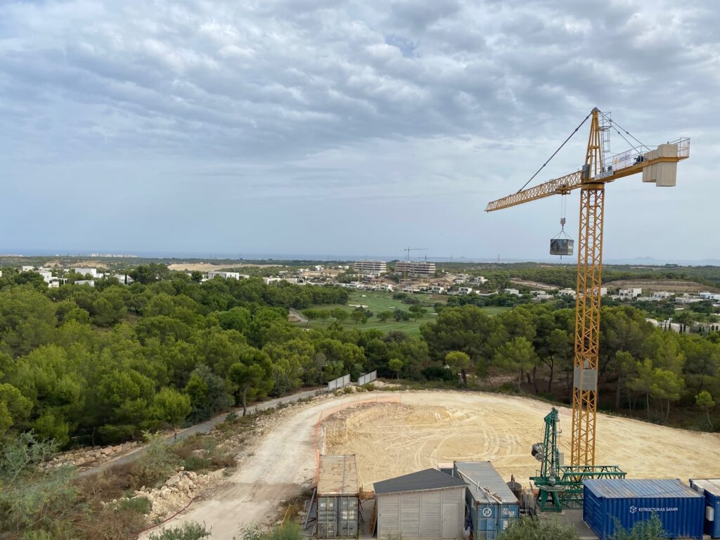 Apartment w Las Colinas Golf - oferta MLSC7312641