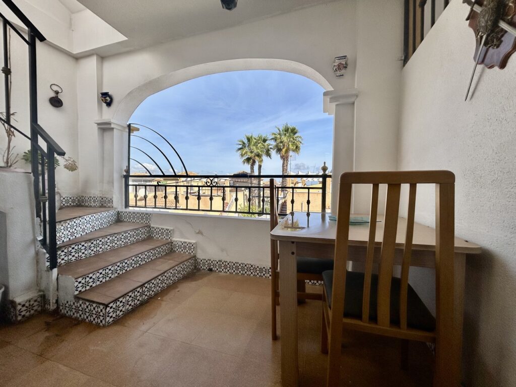 Apartment w Los Altos - oferta MLSC9946371