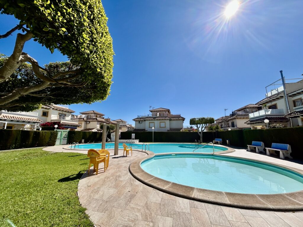 Apartment w Punta Prima - oferta MLSC5564120