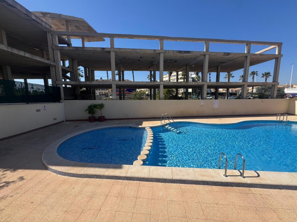 Apartment w Torrevieja - oferta MLSC2830283