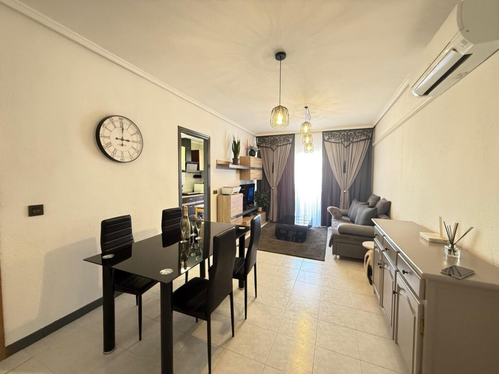 Apartment w Torrevieja - oferta MLSC3892088