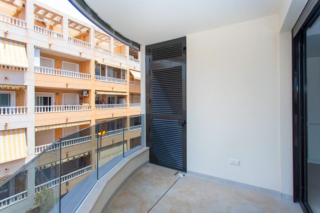 Apartment w Torrevieja - oferta MLSC5165222