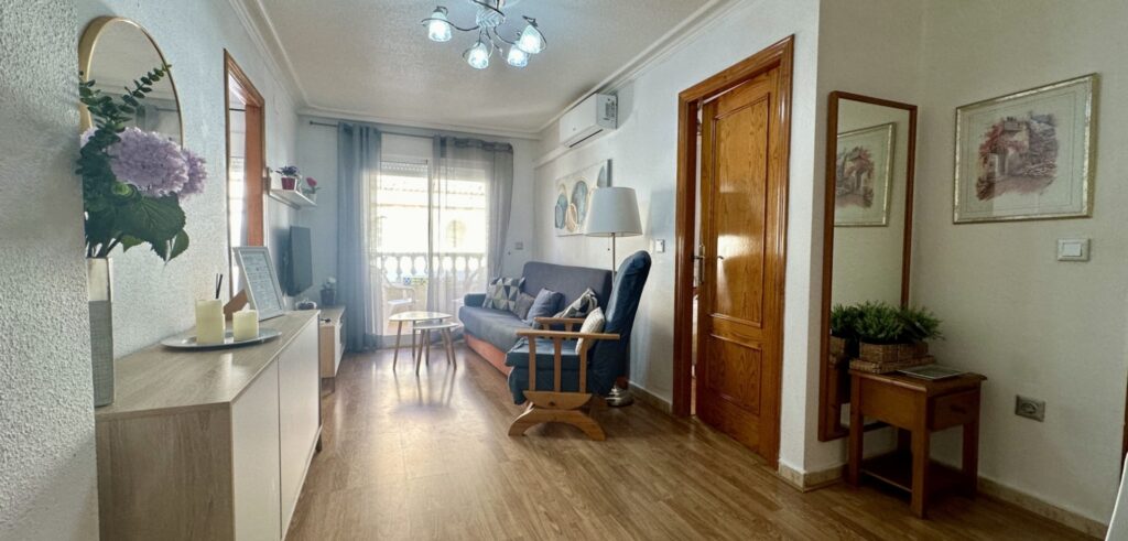 Apartment w Torrevieja - oferta MLSC9000761