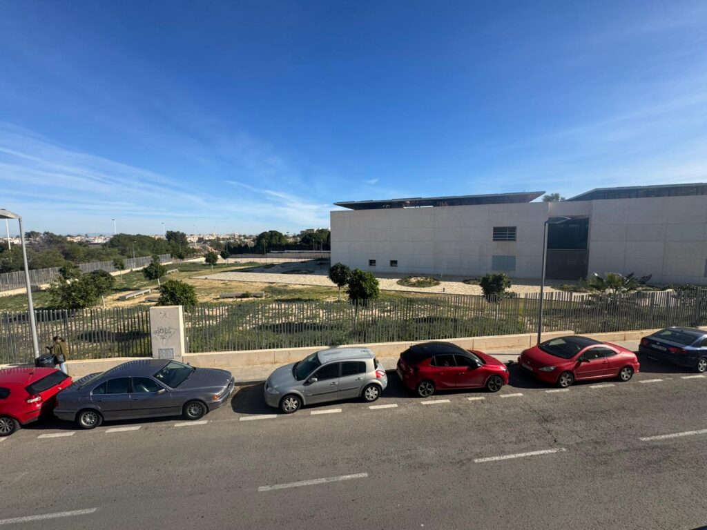 Apartment w Torrevieja - oferta MLSC9507248