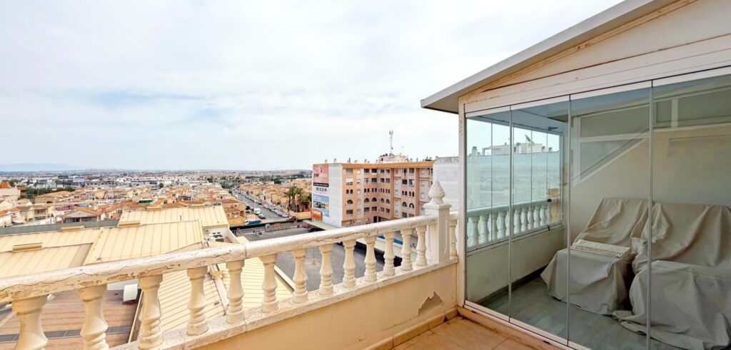 Apartment w Torrevieja - oferta MLSC9660826