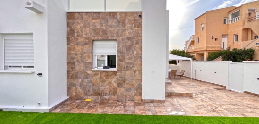 Bungalow w Orihuela Costa - oferta MLSC9086403