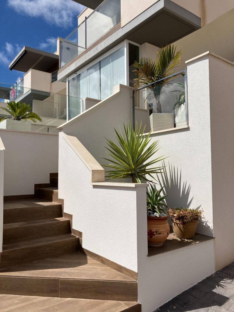 Bungalow w San Miguel de Salinas - oferta MLSC733591