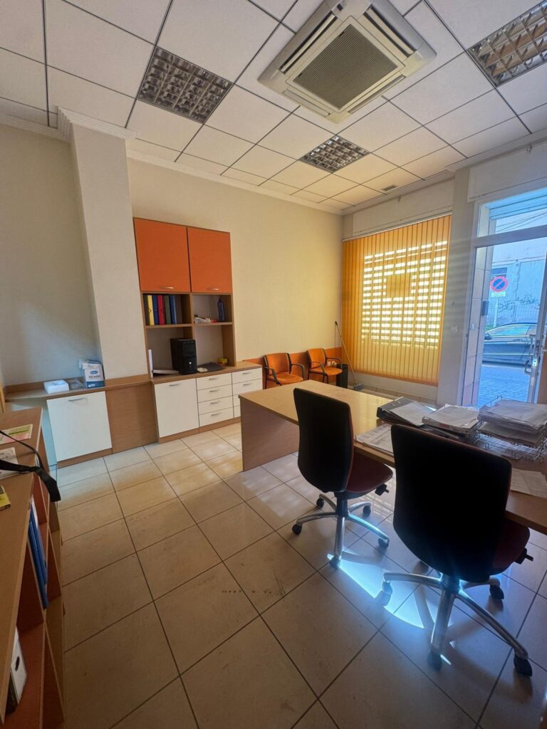 Commercial w Bigastro - oferta MLSC2096993