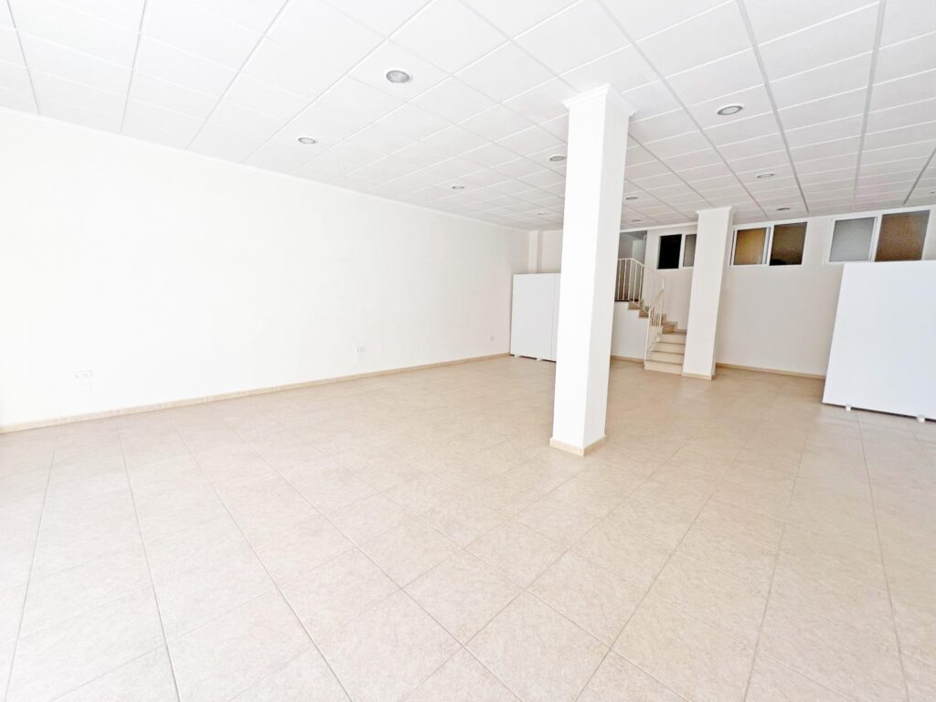 Commercial w Guardamar del Segura - oferta MLSC5113446