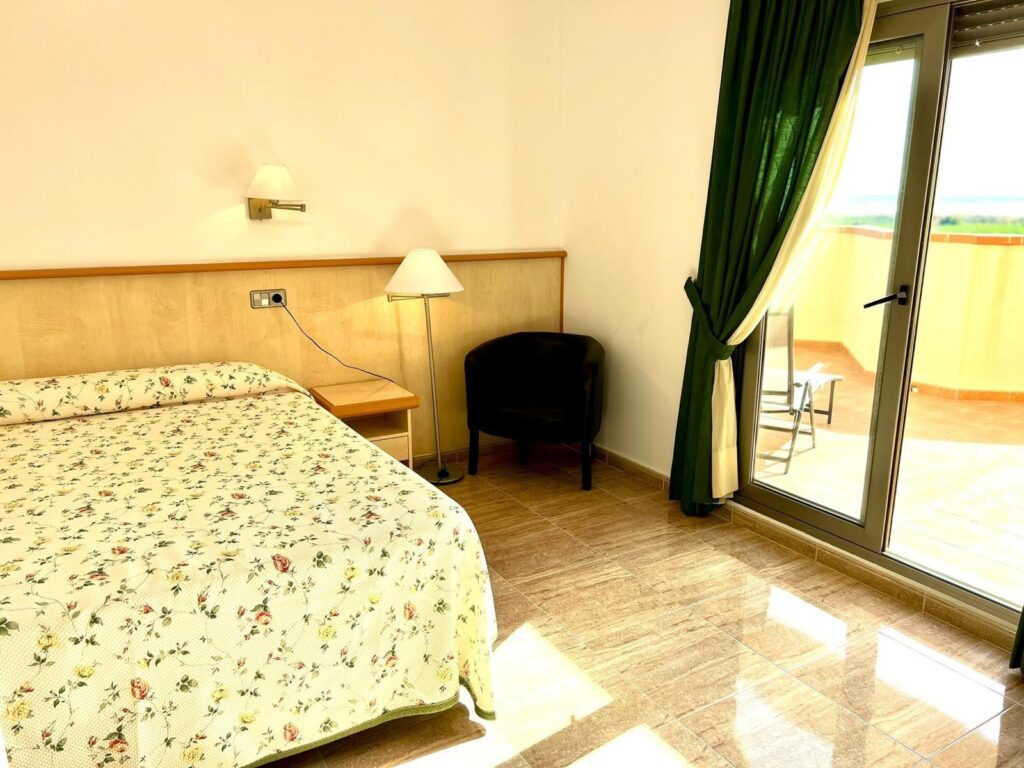 Commercial w Los Montesinos - oferta MLSC3756649
