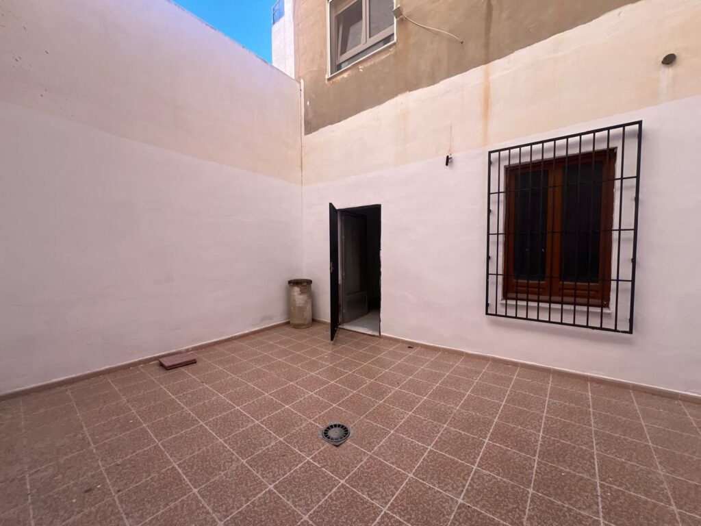Commercial w Torrevieja - oferta MLSC9452212