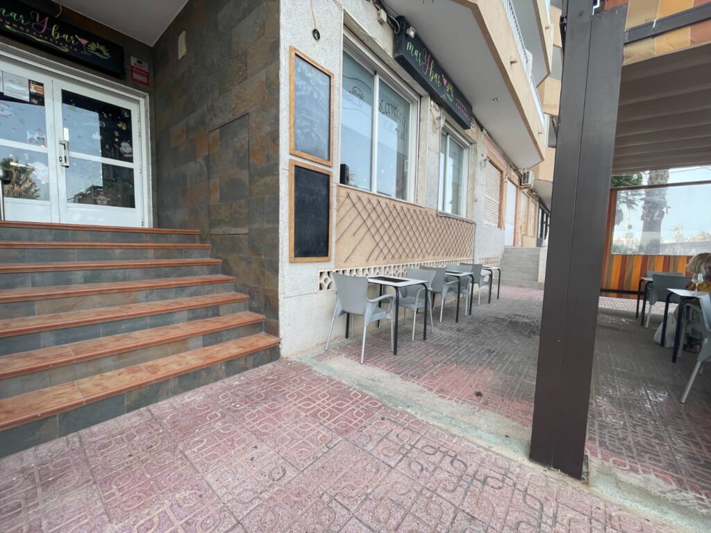 Commercial w Torrevieja - oferta MLSC9615831
