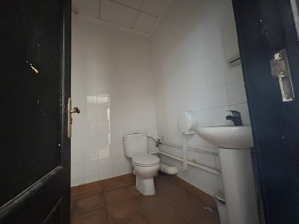 Commercial w Villamartin - oferta MLSC3338934