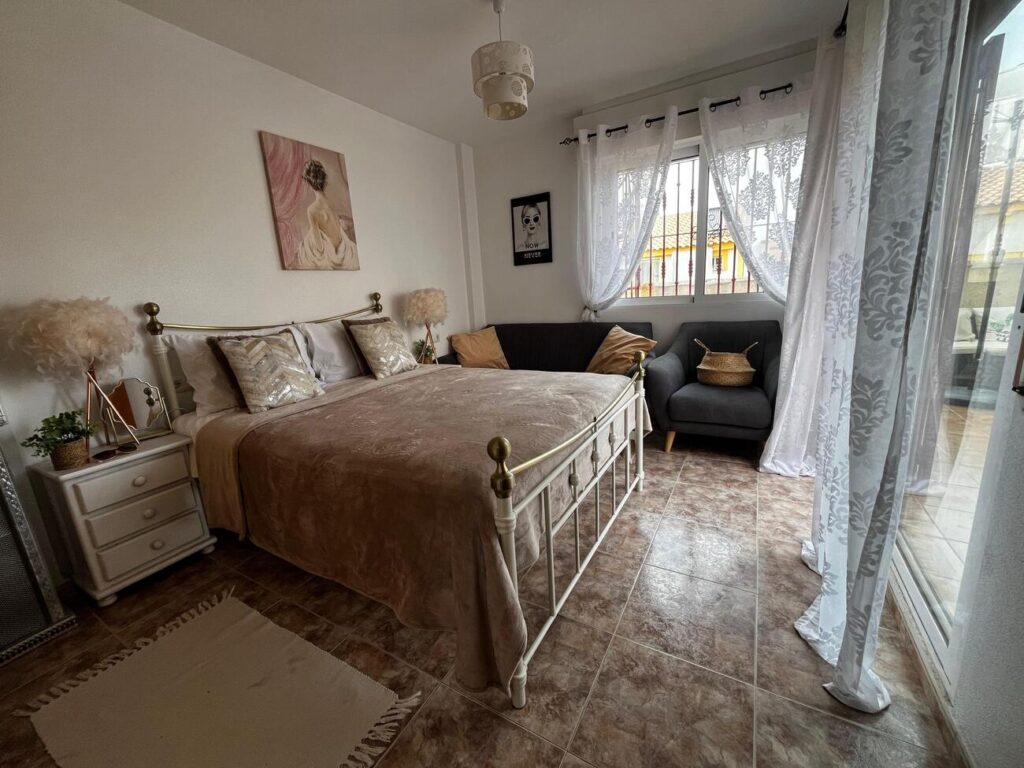 Town House Penthouse w Torrevieja - oferta MLSC1486114