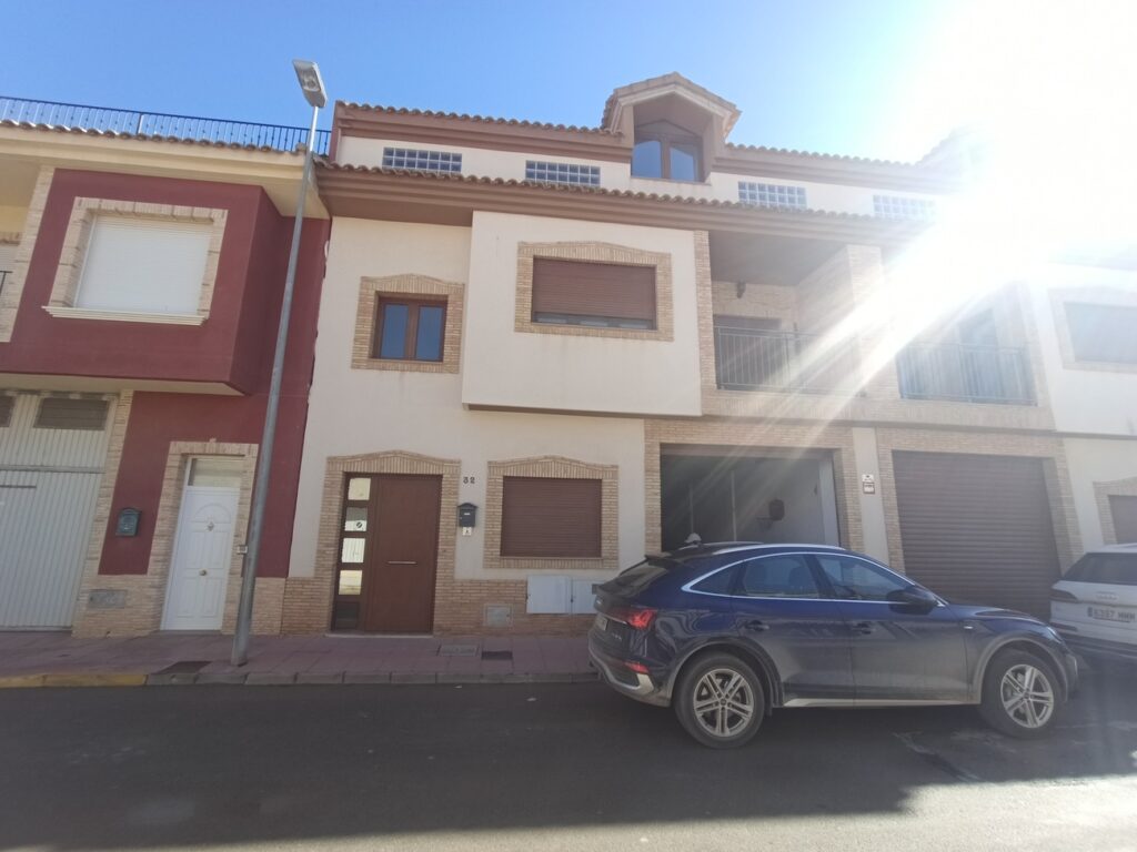 Town House w Roldan - oferta MLSC7050753