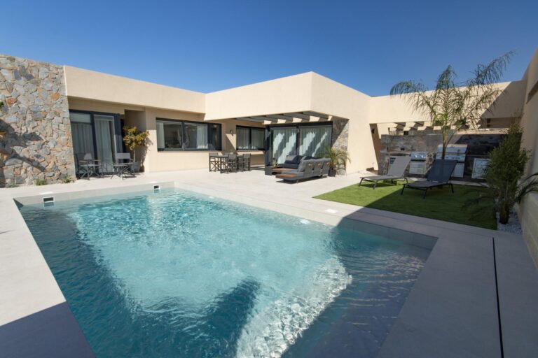 Villa w Baños y Mendigo - oferta N7256