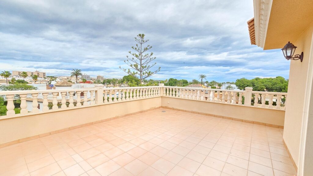 Villa w Cabo Roig - oferta MLSC5283863