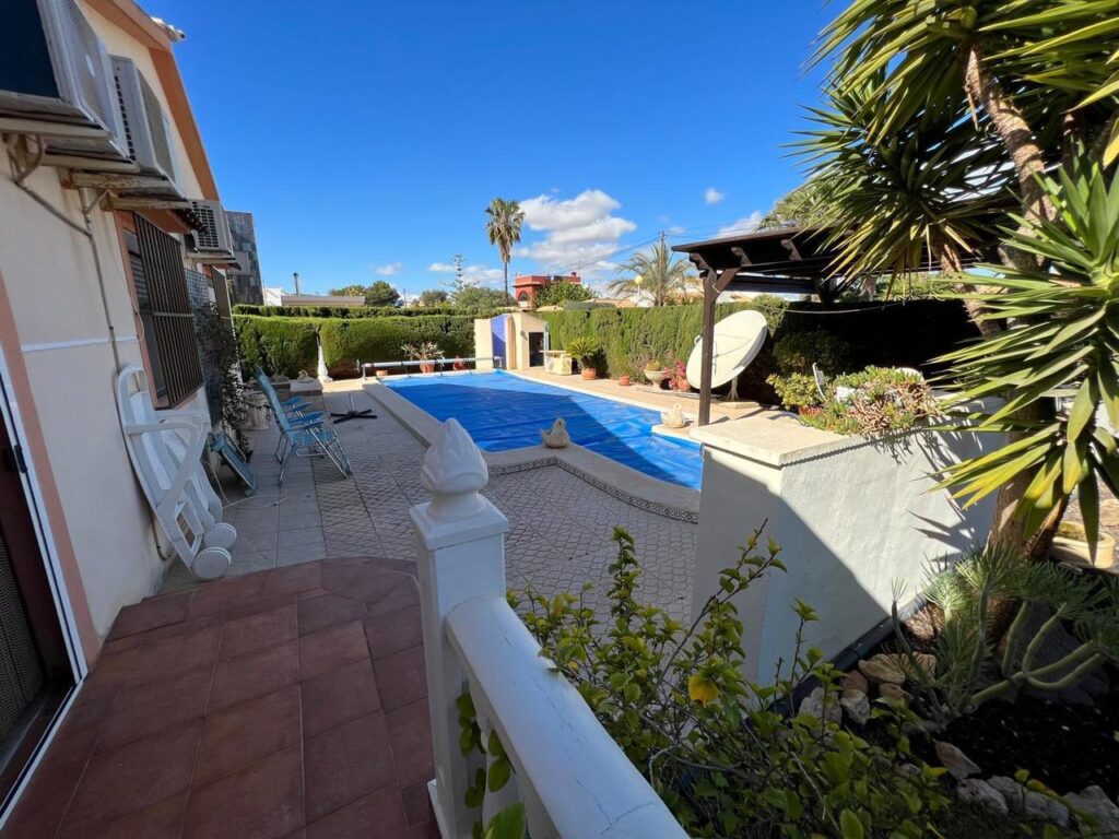 Villa w Cabo Roig - oferta MLSC906093