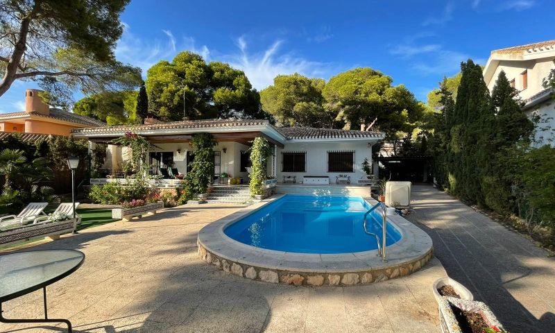 Villa w Campoamor - oferta MLSC4112407