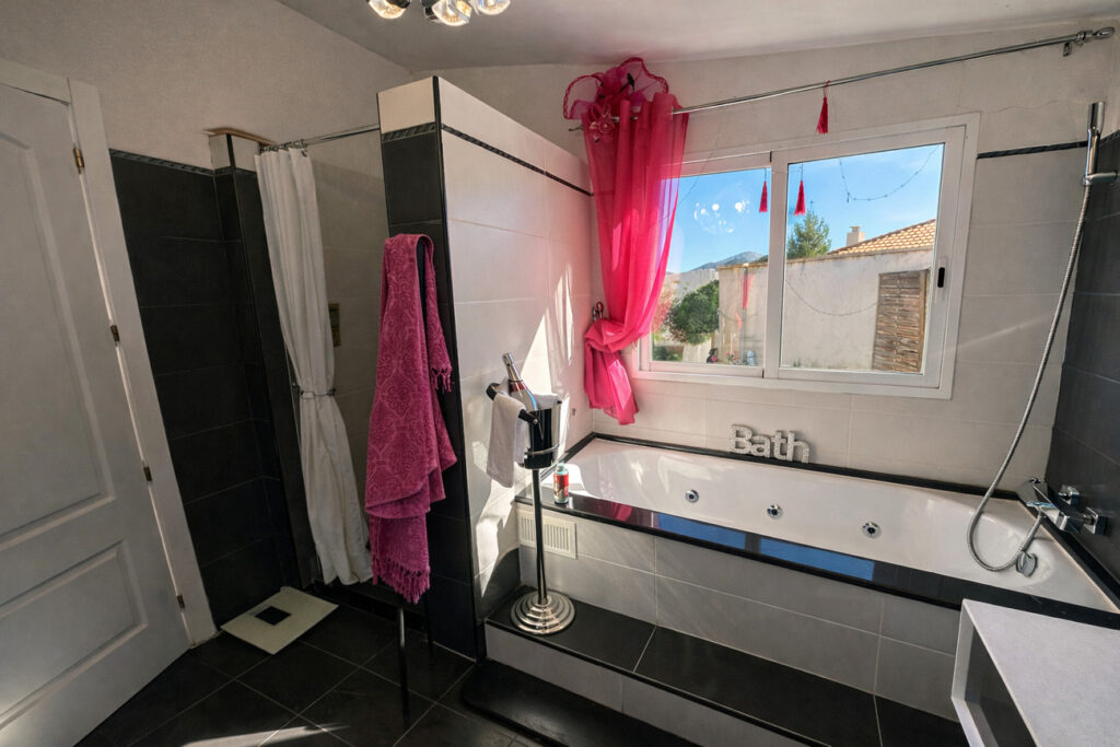 Villa w Castalla - oferta MLSC7690459