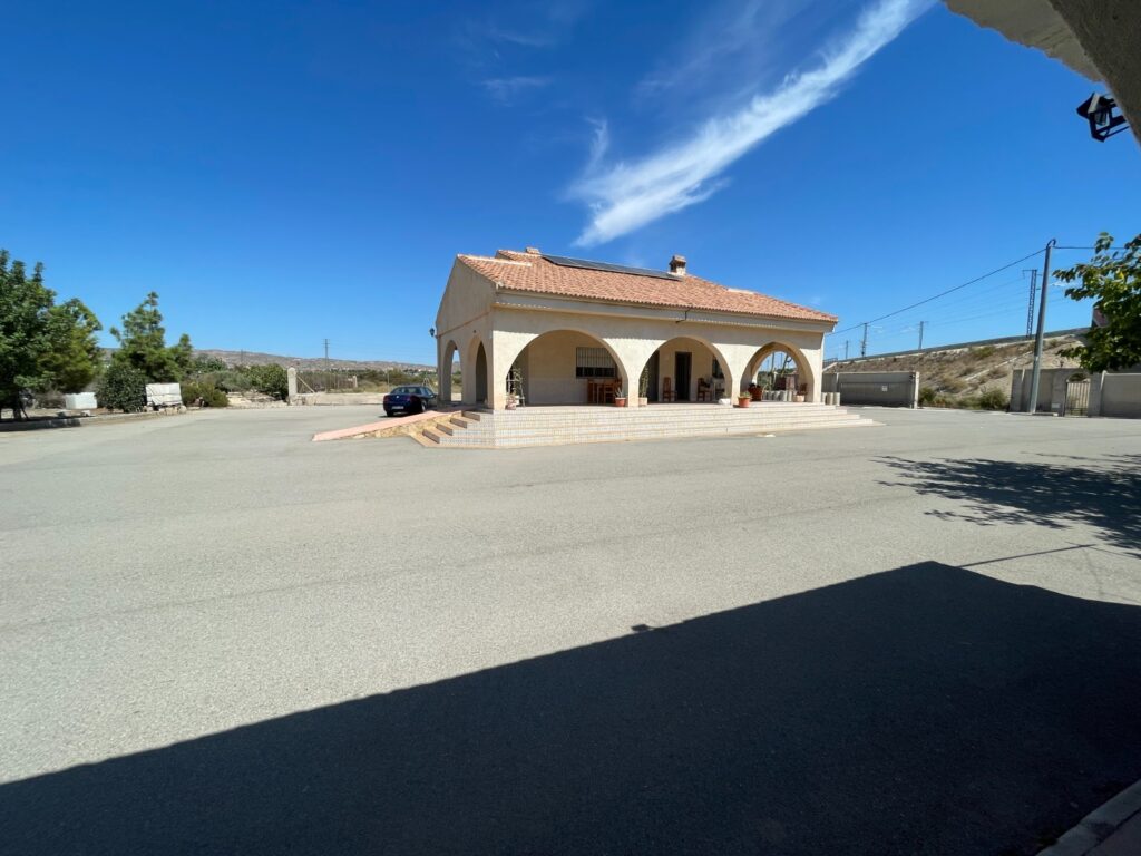 Villa w Crevillent - oferta MLSC1062935