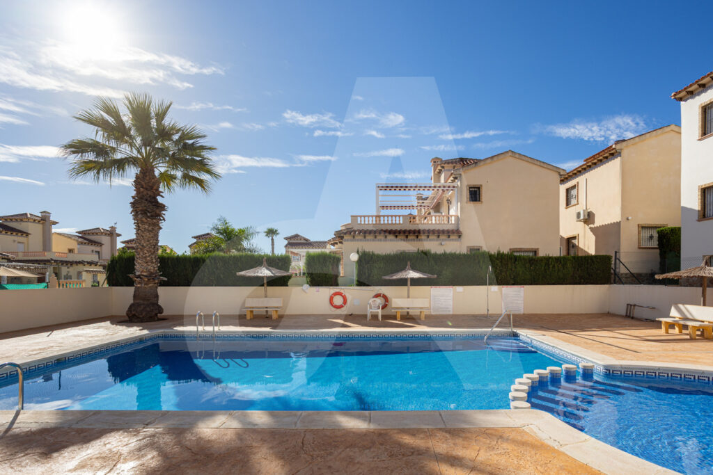 Villa w Guardamar del Segura - oferta MLSC5807066