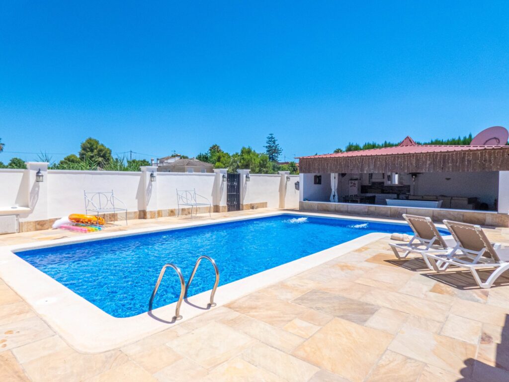 Villa w Heredades - oferta MLSC9999632