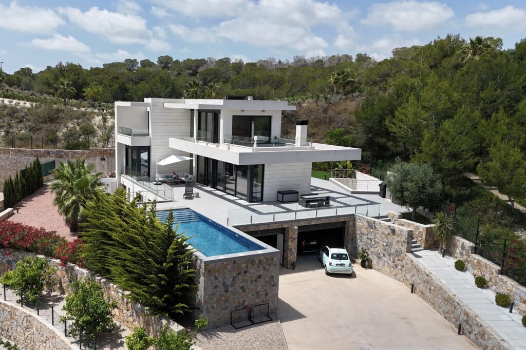 Villa w Las Colinas Golf - oferta MLSC9843184