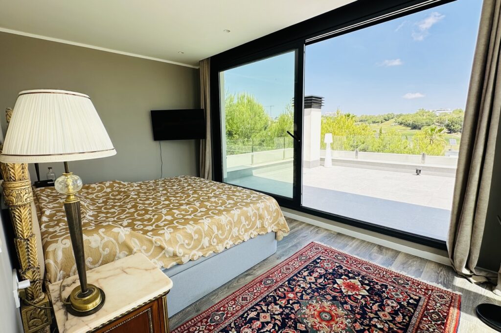 Villa w Las Colinas Golf - oferta MLSC9843184