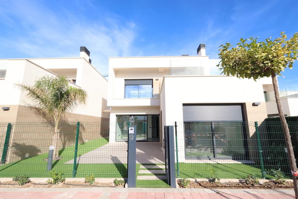 Villa w Los Alcazares - oferta MLSC6651071