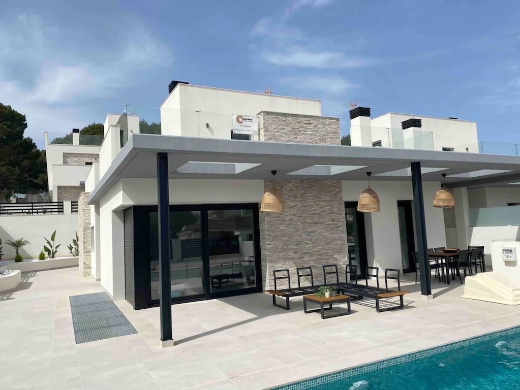 Villa w Los Balcones - oferta MLSC5269809