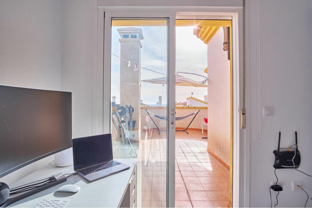 Villa w Los Montesinos - oferta MLSC3733813