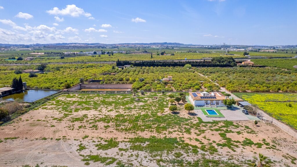 Villa w Los Montesinos - oferta MLSC465784