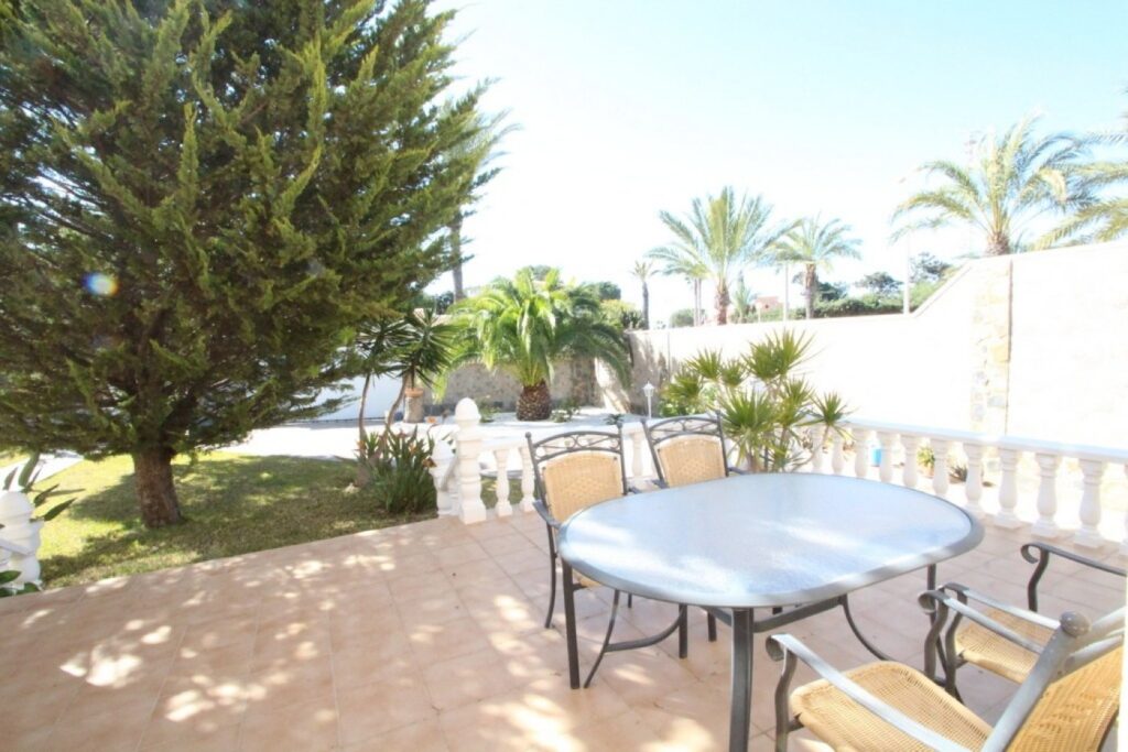 Villa w Orihuela Costa - oferta MLSC4470187