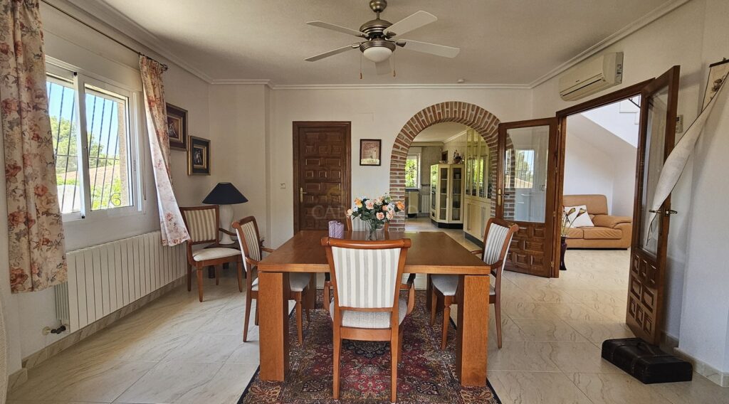 Villa w Pinar de Campoverde - oferta MLSC8333827