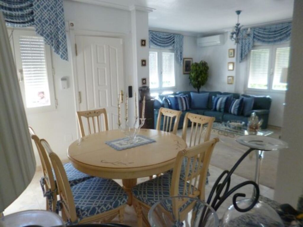 Villa w Playa Flamenca - oferta MLSC6977341
