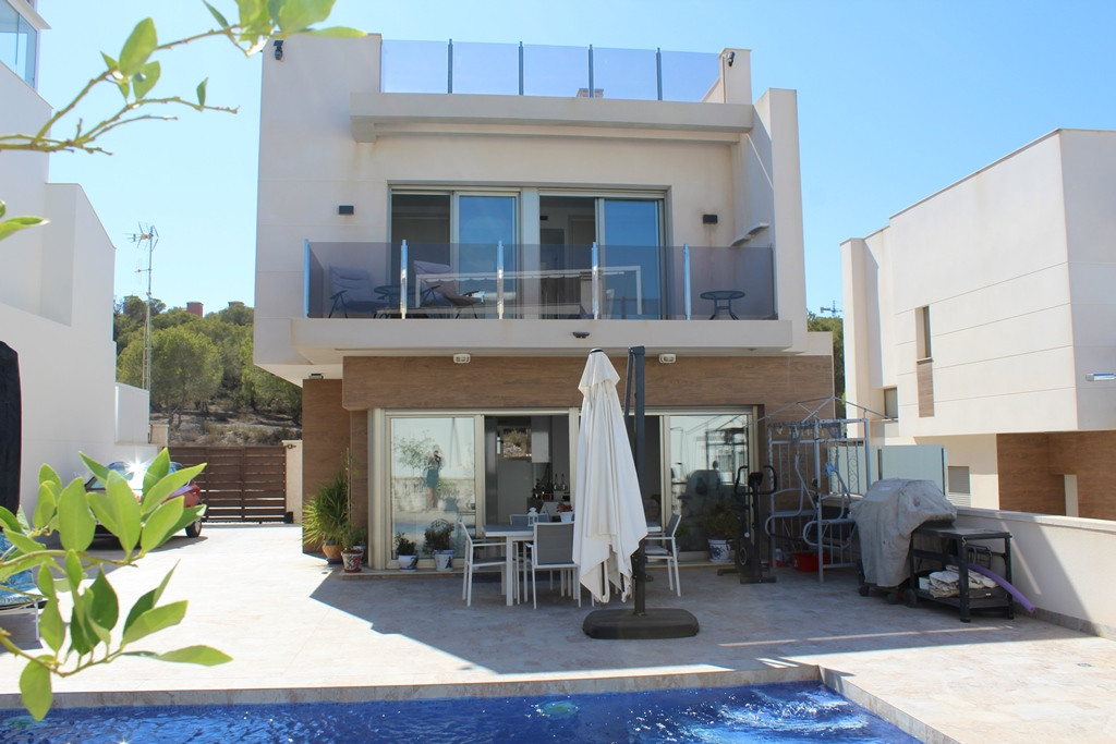 Villa w San Miguel de Salinas - oferta MLSC6273076