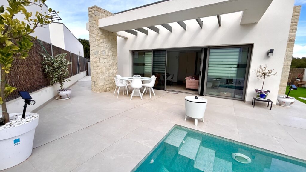 Villa w San Miguel de Salinas - oferta MLSC7539340