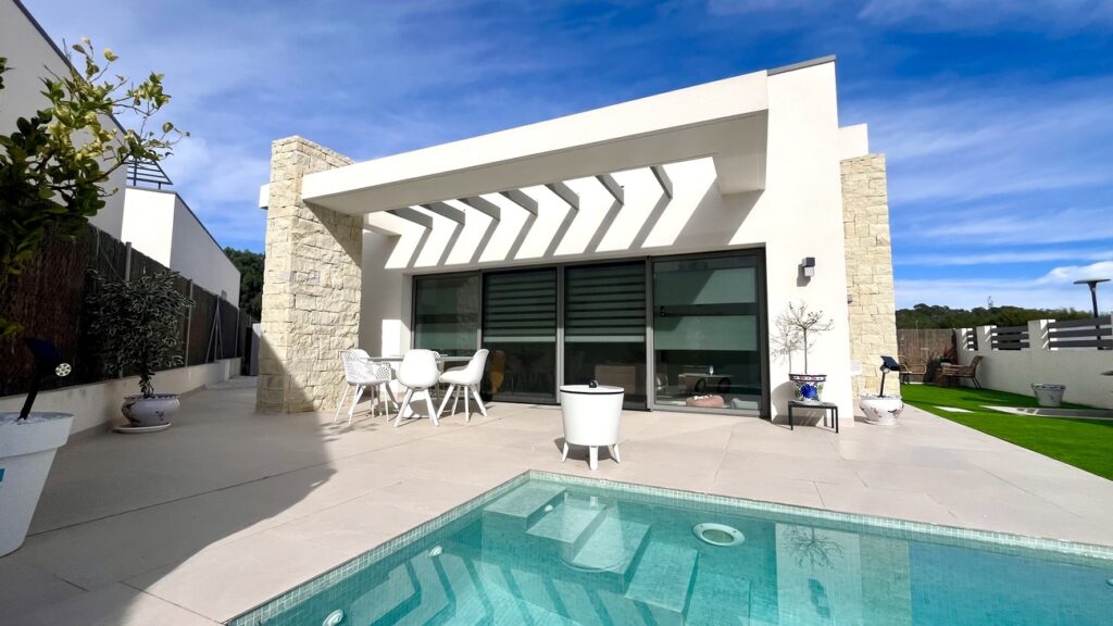 Villa w San Miguel de Salinas - oferta MLSC7539340