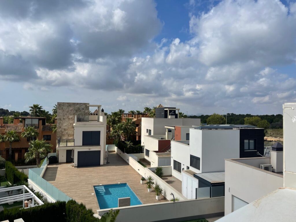 Villa w San Miguel de Salinas - oferta MLSC9580617