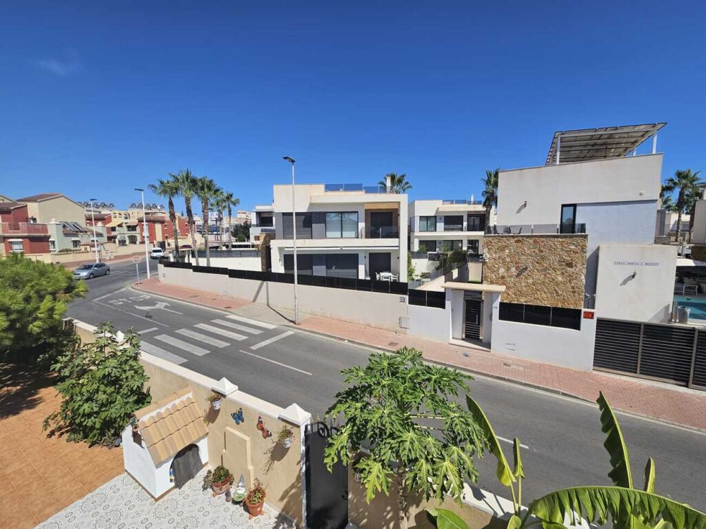 Villa w Torrevieja - oferta MLSC7436176