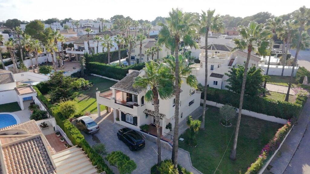 Villa w Villamartin - oferta MLSC1439822