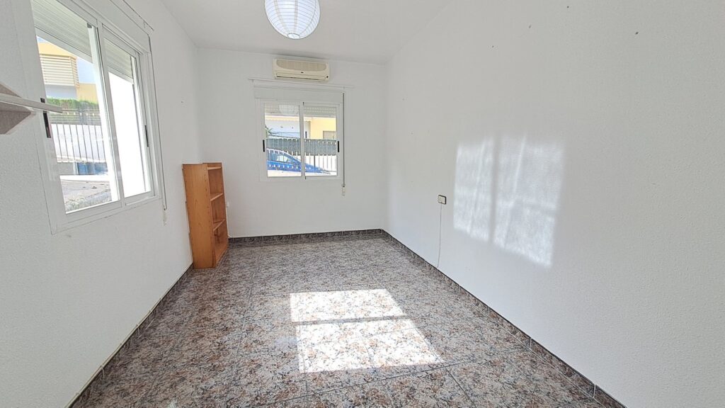 Villa w Villamartin - oferta MLSC5160278