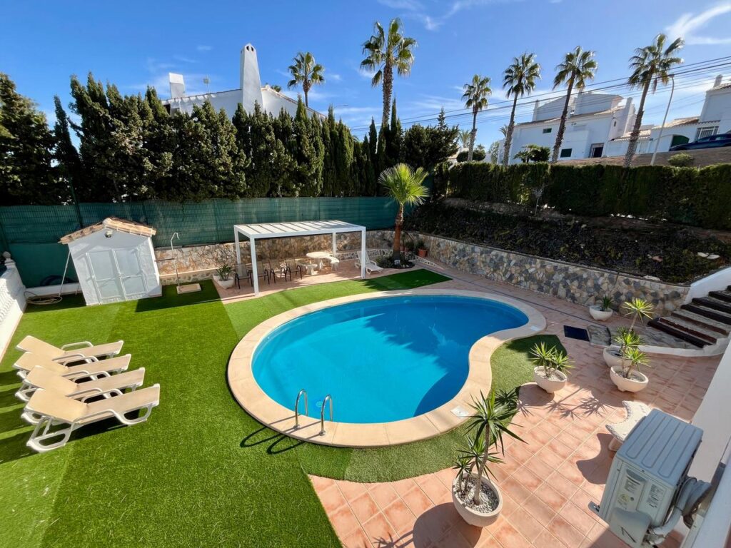 Villa w Villamartin - oferta MLSC9121516