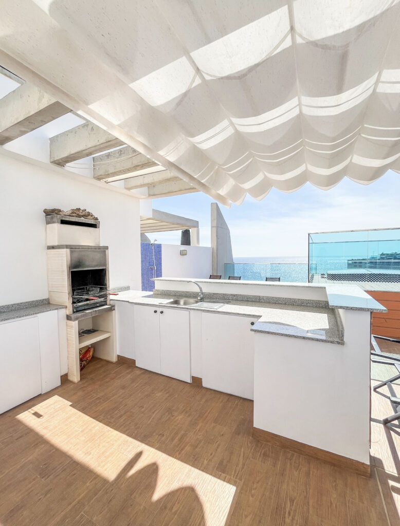 Apartment w Punta Prima - oferta CH-IN188