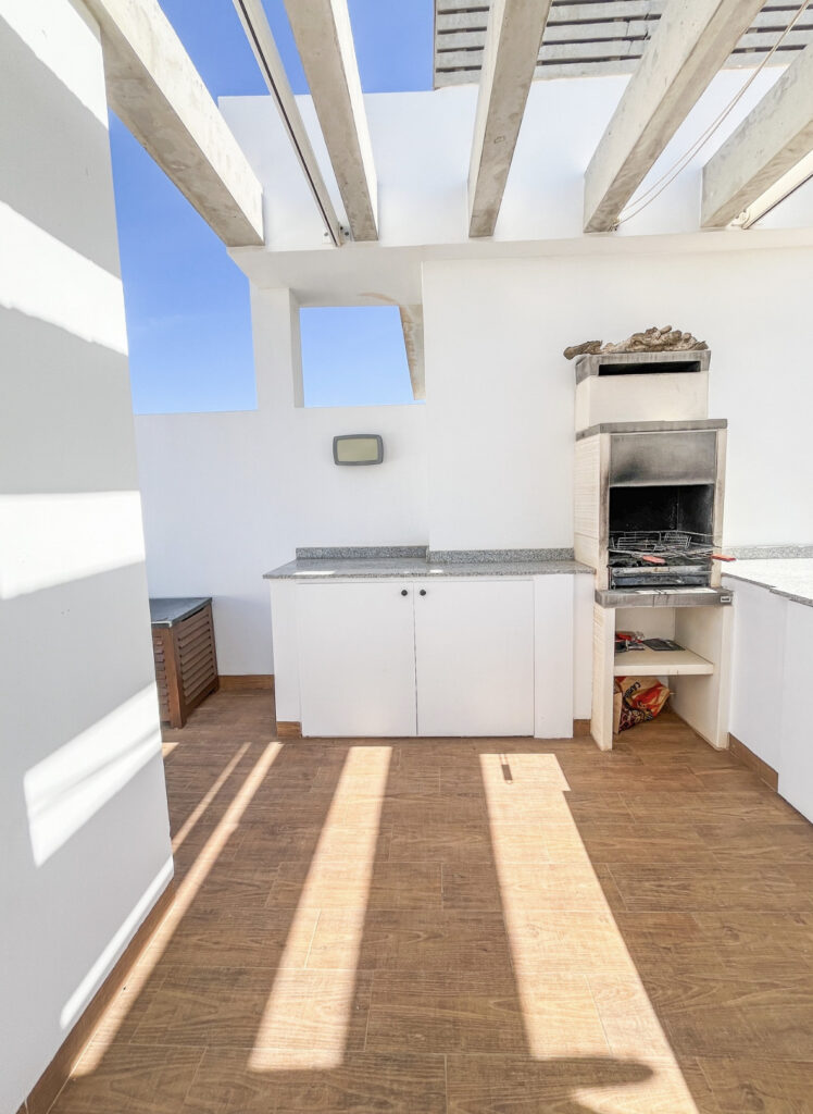 Apartment w Punta Prima - oferta CH-IN188