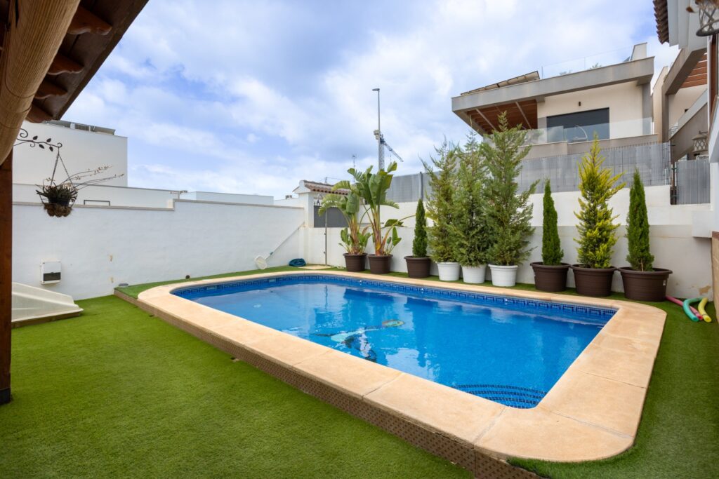 Villa w Los Montesinos - oferta MLSC5282088